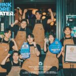 지속가능성 추구하는 바(Bar)들의 '드링크 모어 워터' 캠페인