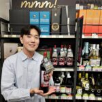 CU, 작가 킬드런과 협업한 ‘더 뮤즈 마일스 데이비스’ 와인 출시